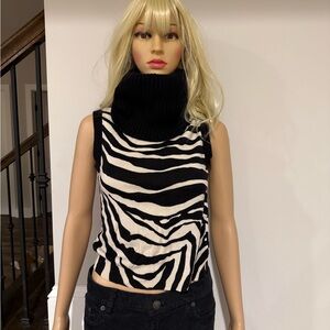 Y2K Vintage Dolce & Gabbana Zebra Print Cashmere Turtleneck Sweater